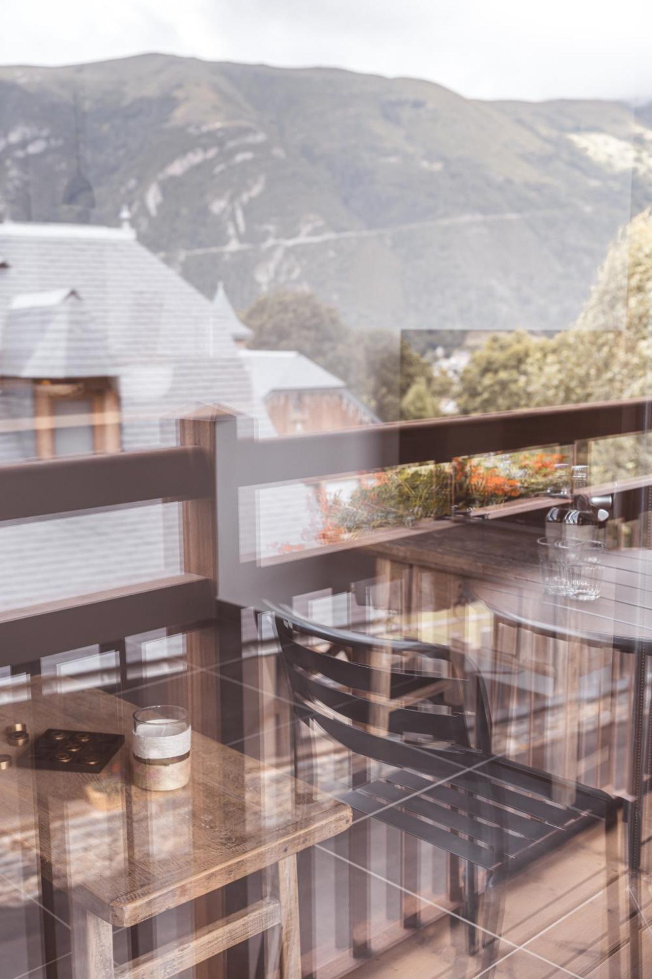 Les Hauts De Saint-Lary Exterior photo